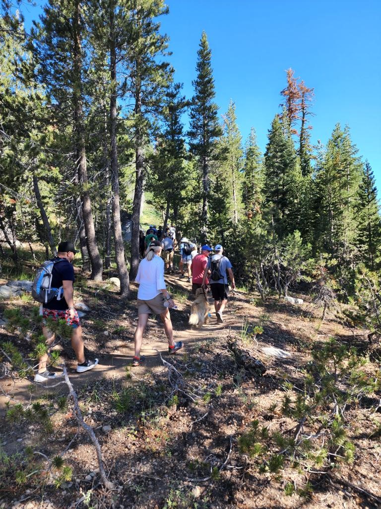 Summer Hike Serene Lakes – 2022 – Kandahar Ski Club of California